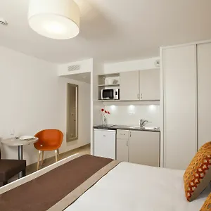 Résidhome Rosa Parks 3* Paris